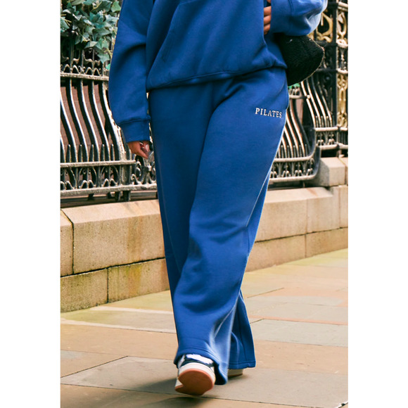 PrettyLittleThing Plus Navy Pilates Graphic Straight Leg Sweatpants UK XXL NWT - Picture 1 of 5